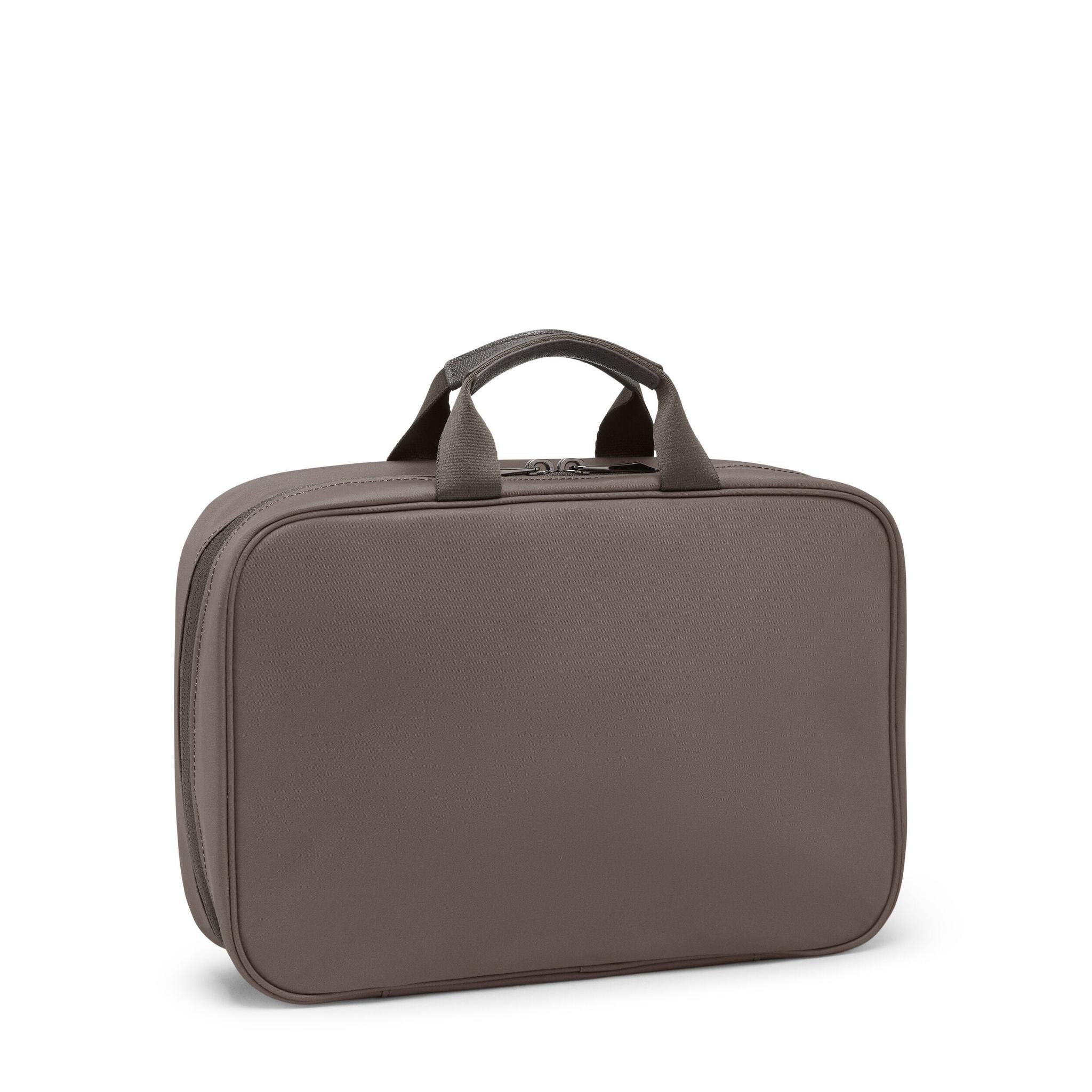 TUMI Voyageur Madeline Cosmetic – Luggage Pros