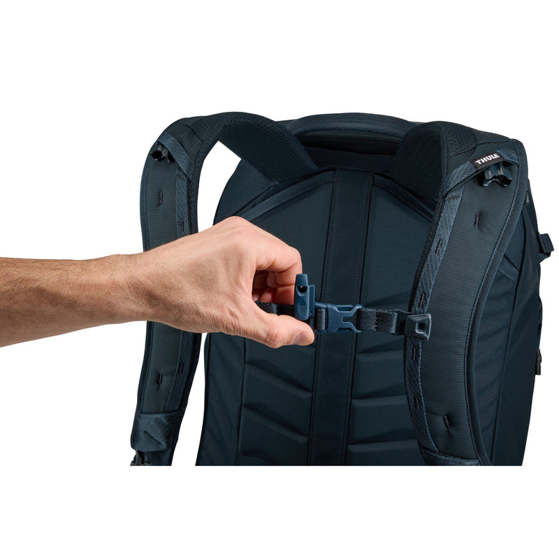Thule Luggage Landmark Travel Pack 60L