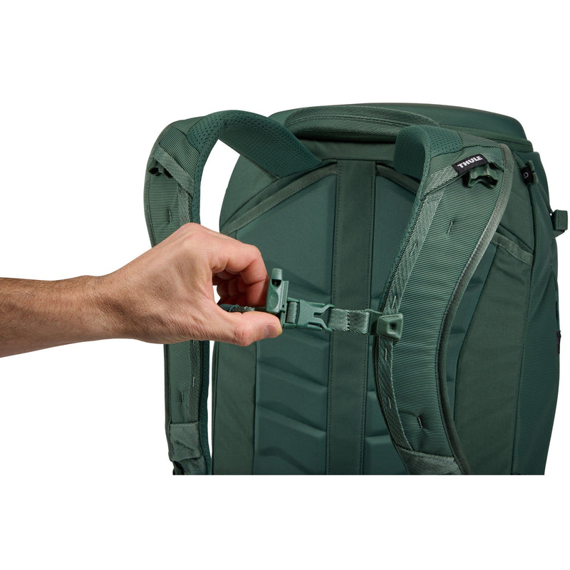 Thule Luggage Landmark Travel Pack 60L