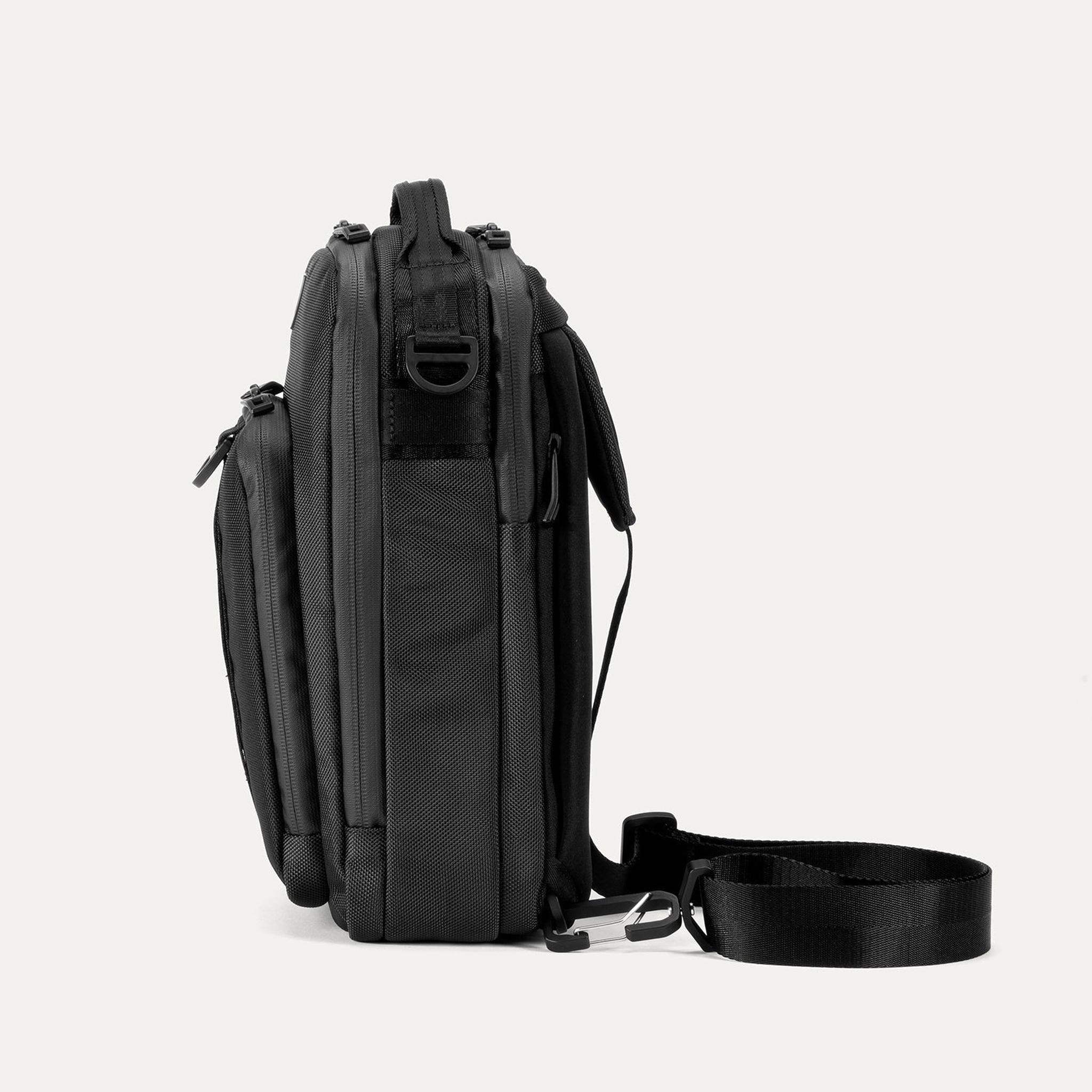 Travelpro Altitude Crossbody 6L – Luggage Pros