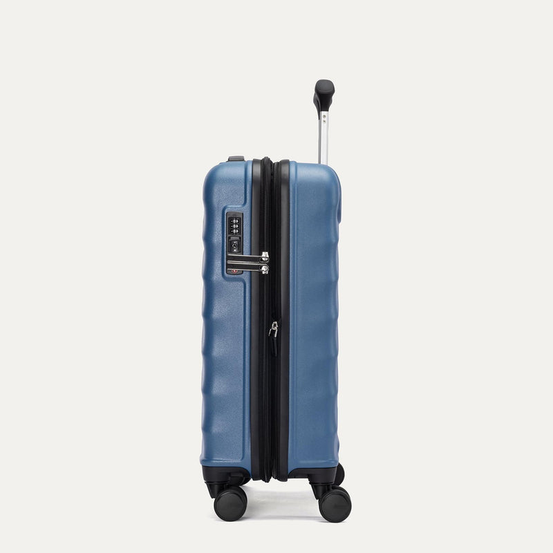 Travelpro Maxlite Air V2 International Carry-on Expandable Spinner