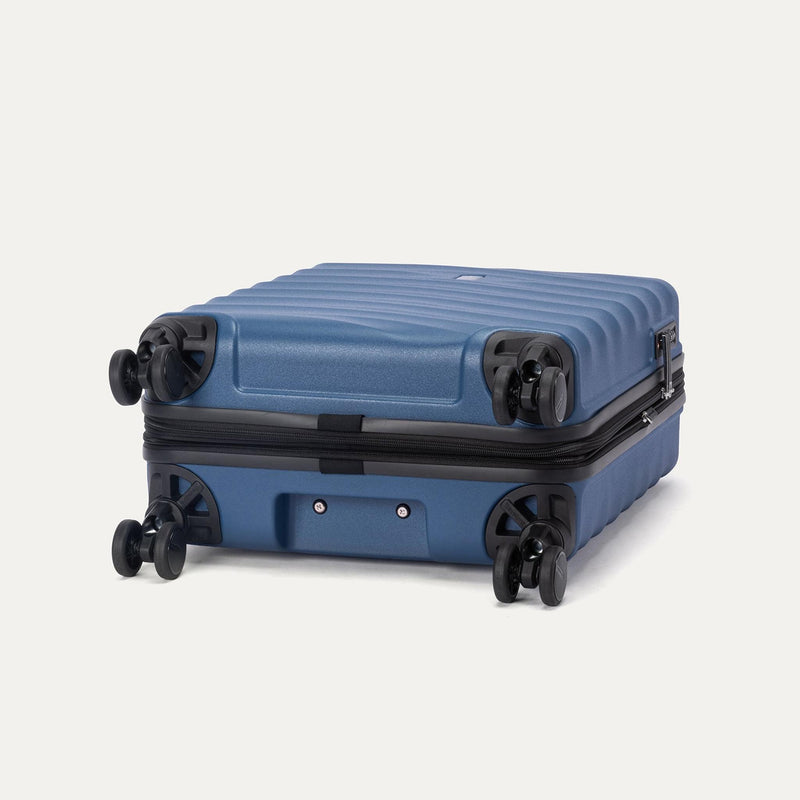 Travelpro Maxlite Air V2 International Carry-on Expandable Spinner