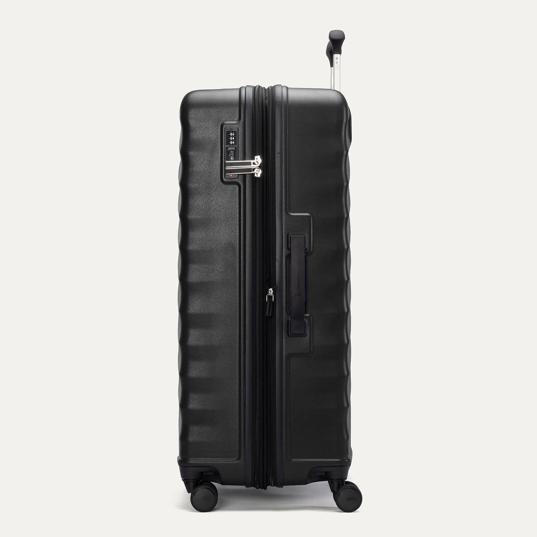 Travelpro Maxlite Air V2 Large Check-in Expandable Spinner