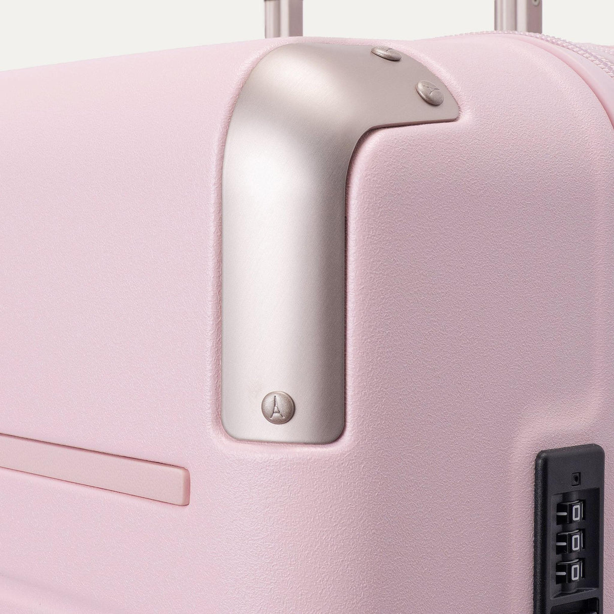 Travelpro Platinum Elite Hardside Medium Check-in Expandable Spinner