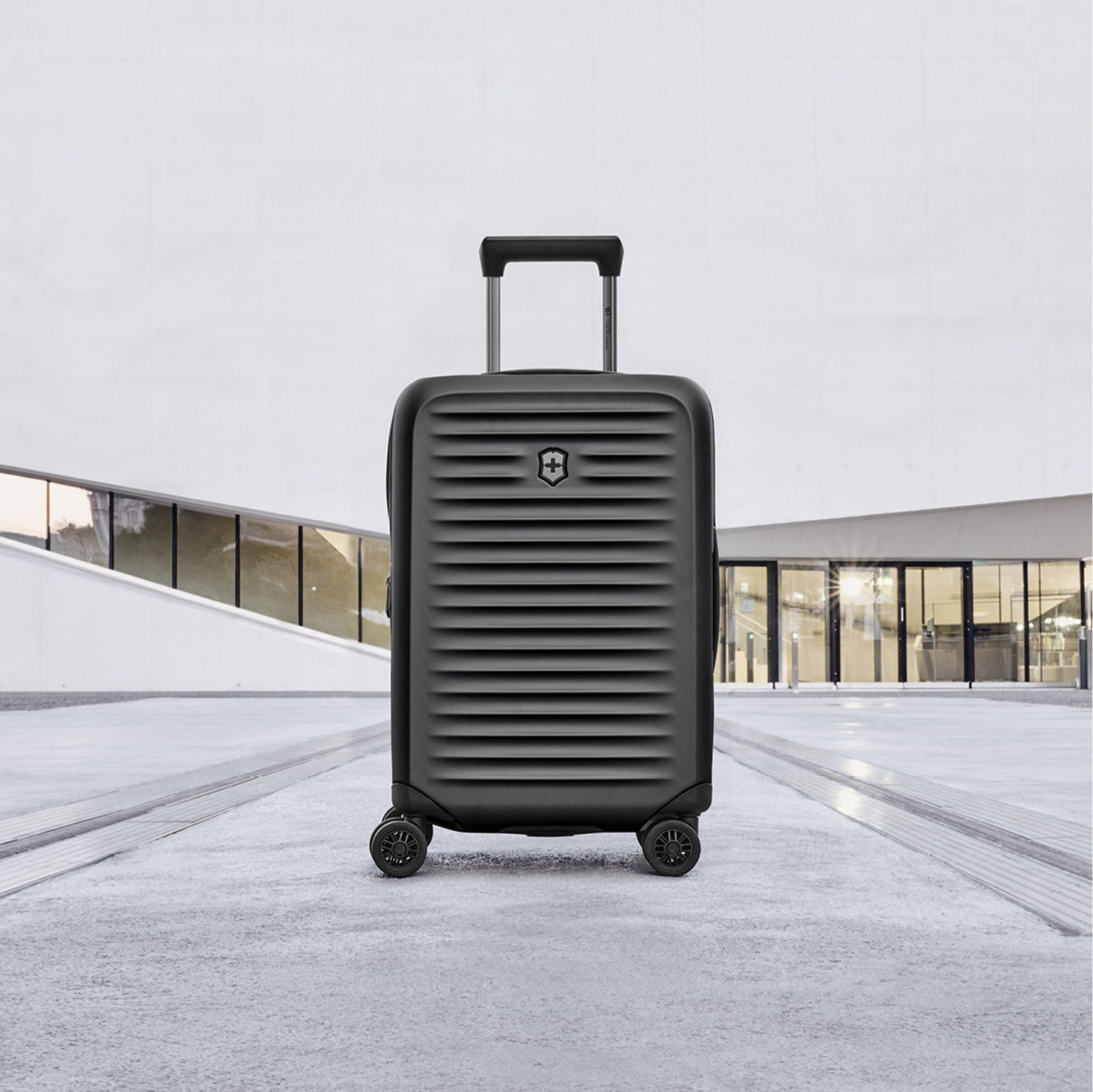 Victorinox Airox Advanced Frequent Flyer Carry-On – Luggage Pros