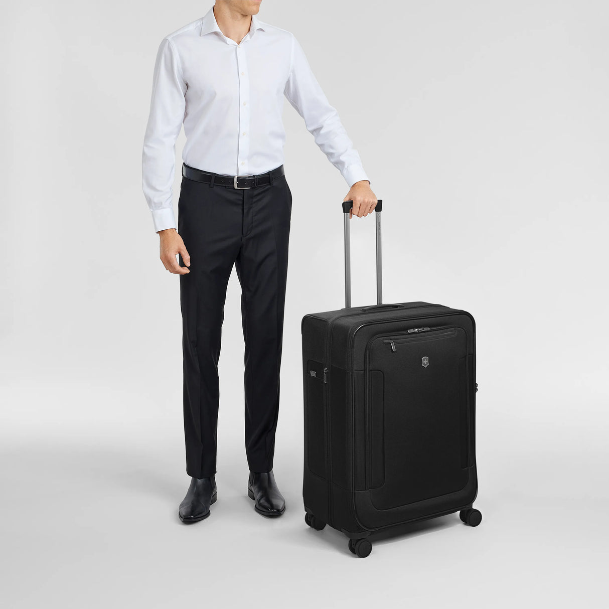 Victorinox Werks Traveler 7.0 Large Expandable Spinner