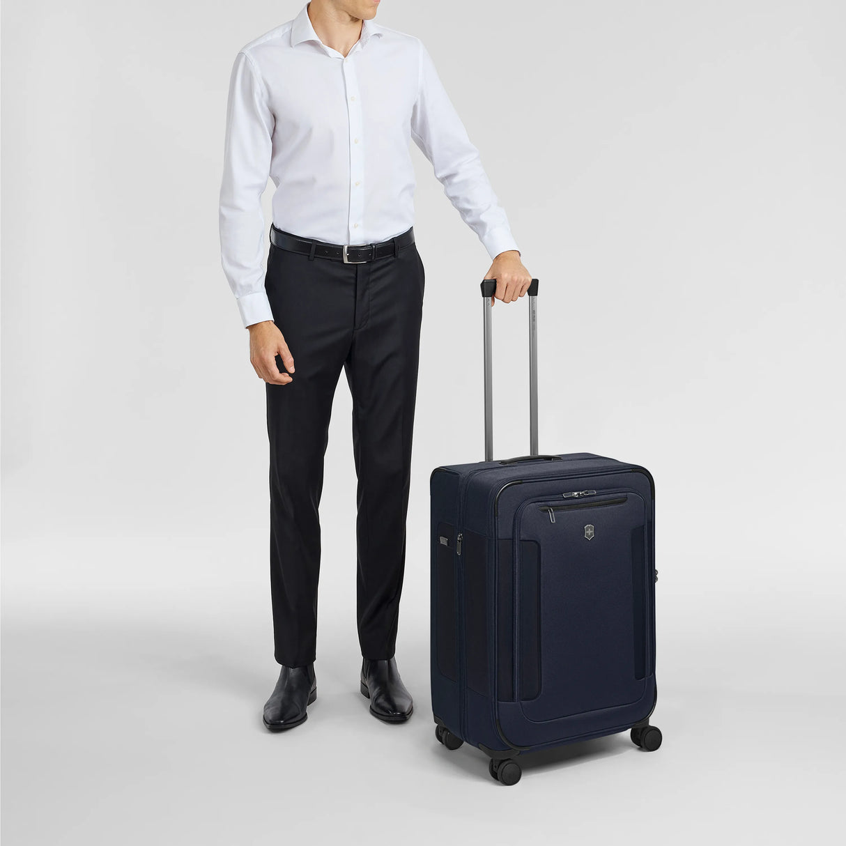 Victorinox Werks Traveler 7.0 Large Expandable Spinner