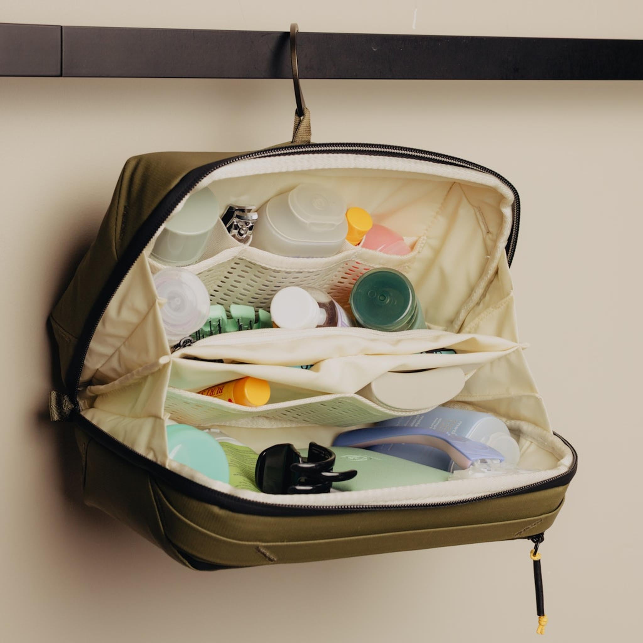 Peak Design Wash Pouch – Luggage Pros Peak Design Wash Pouch – Luggage Pros