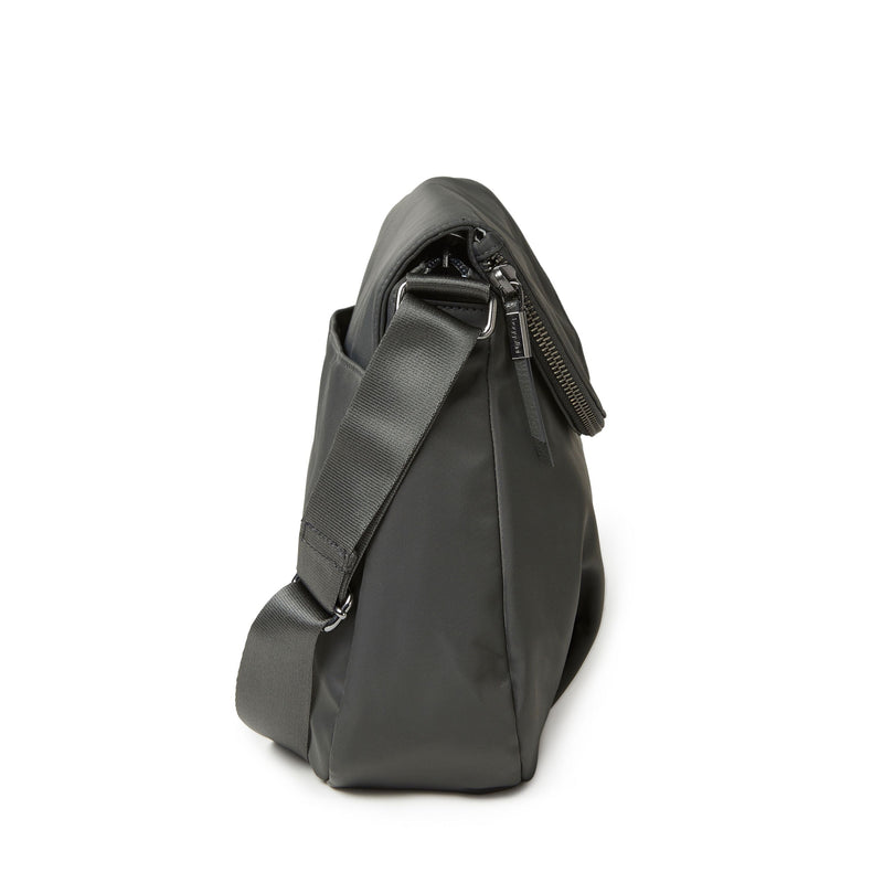 Baggallini City Lights Amelia Crossbody