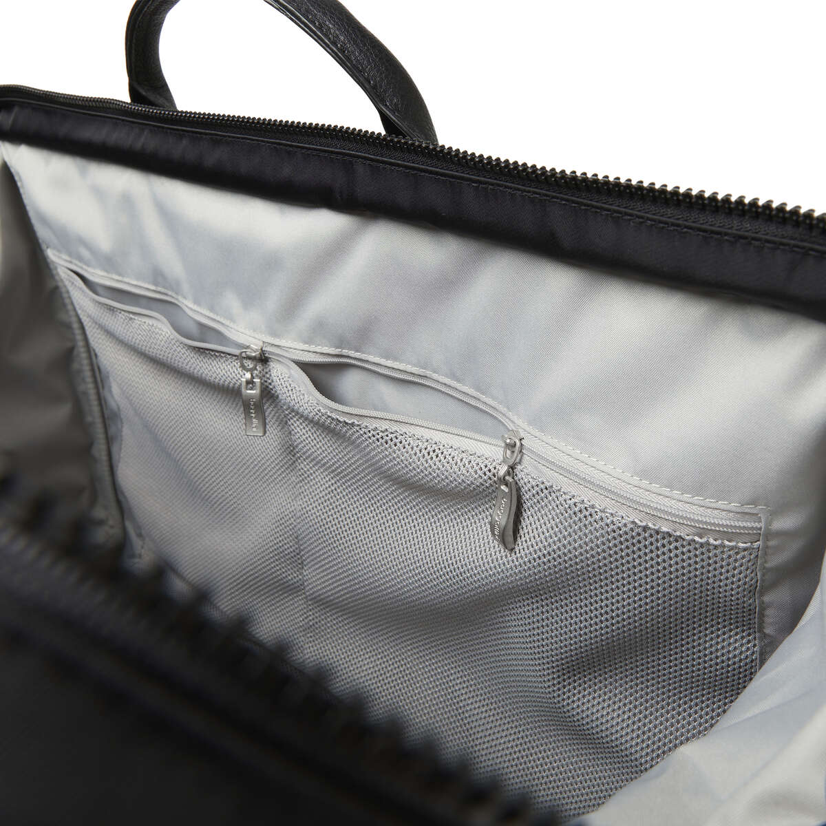 Baggallini Soho Duffel