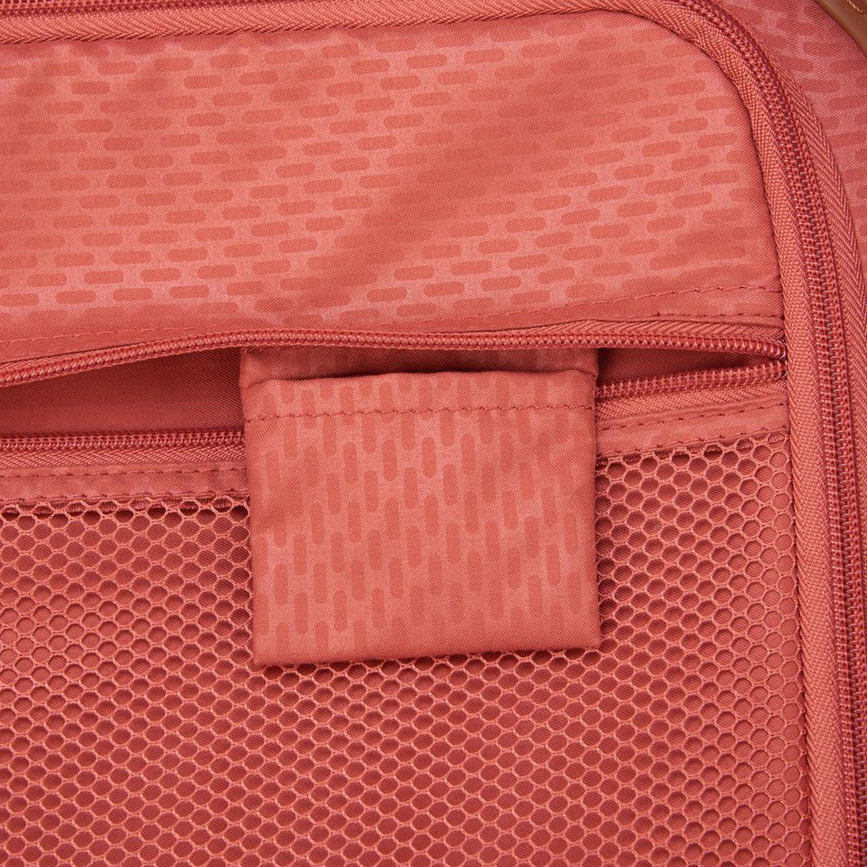Delsey Chatelet Air 2.0 Large Spinner Carry-On
