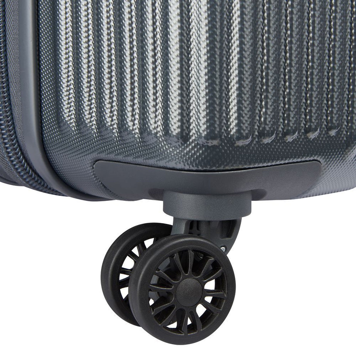 Delsey Comete 3.0 Carry-On Expandable Spinner Upright