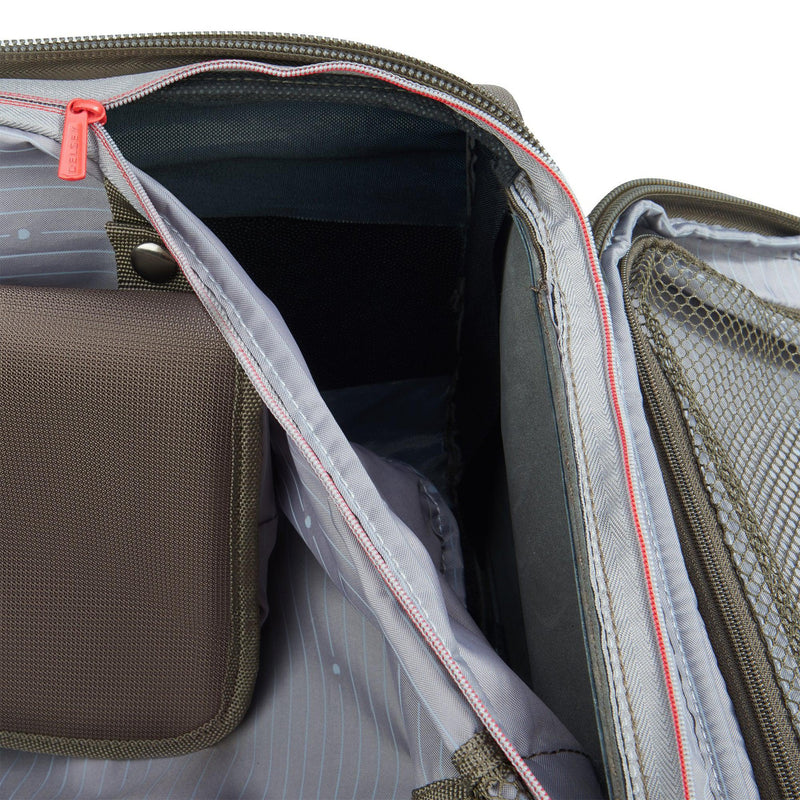 Delsey Helium DLX 29