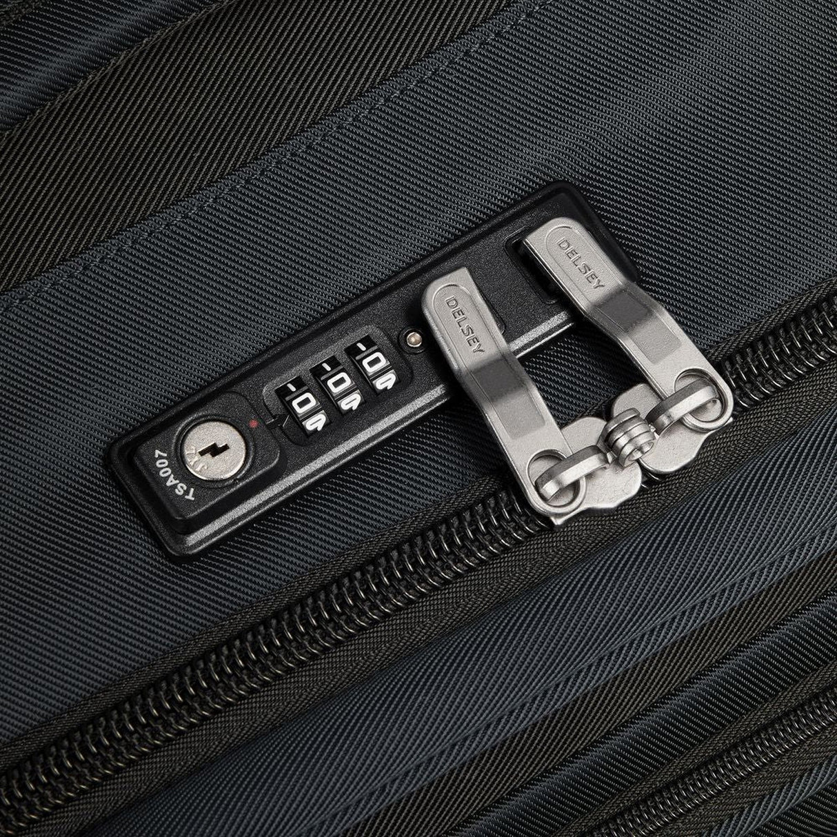 Delsey Sky Max 2.0 24" Expandable Spinner