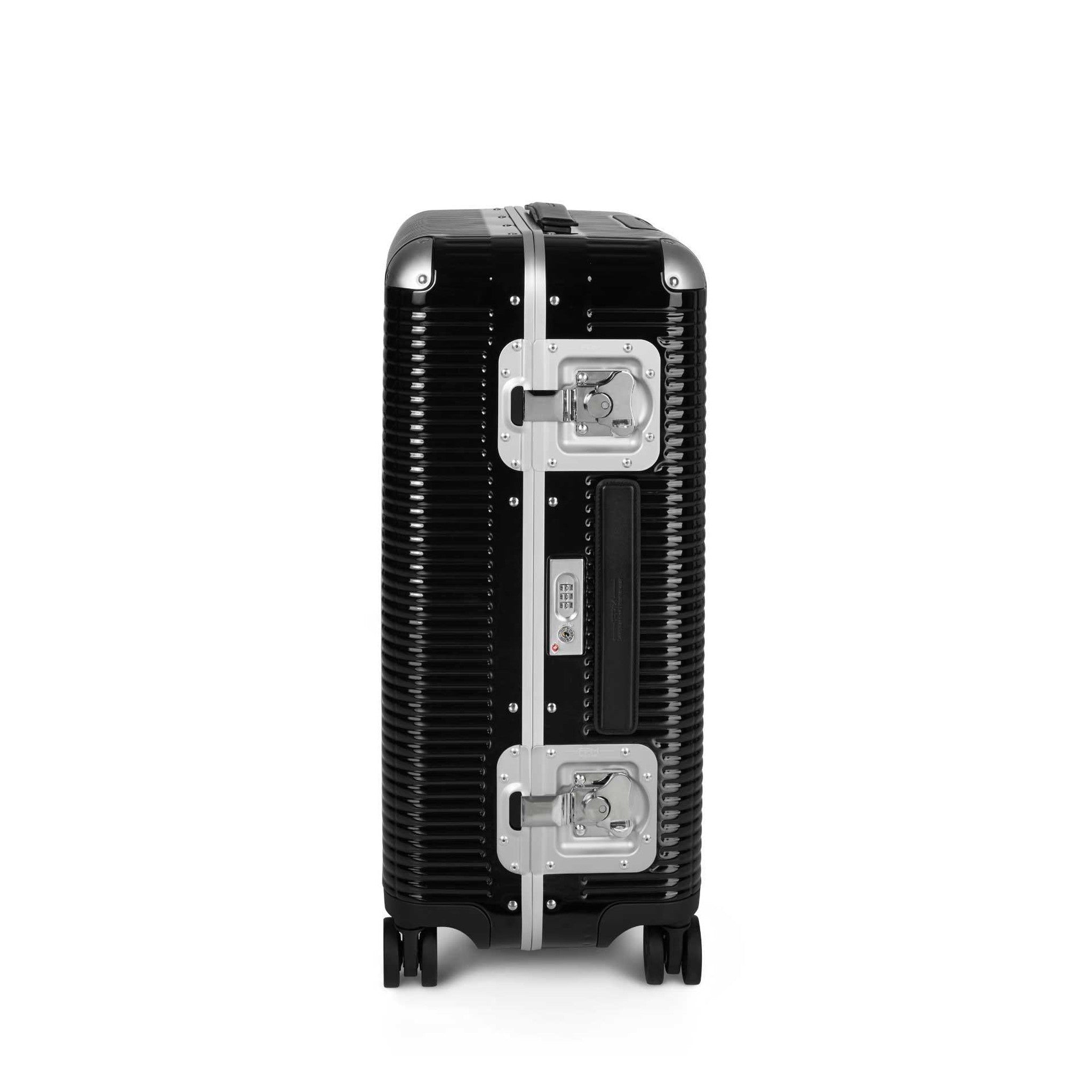 FPM Milano Bank Light Spinner 68 – Luggage Pros