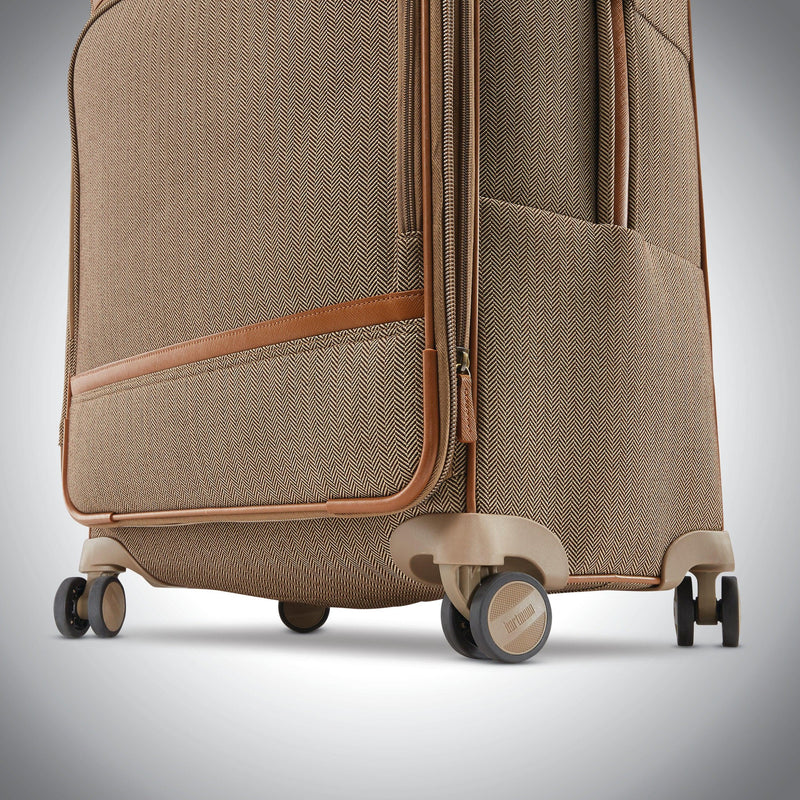 Hartmann Herringbone Deluxe Medium Journey Expandable Spinner