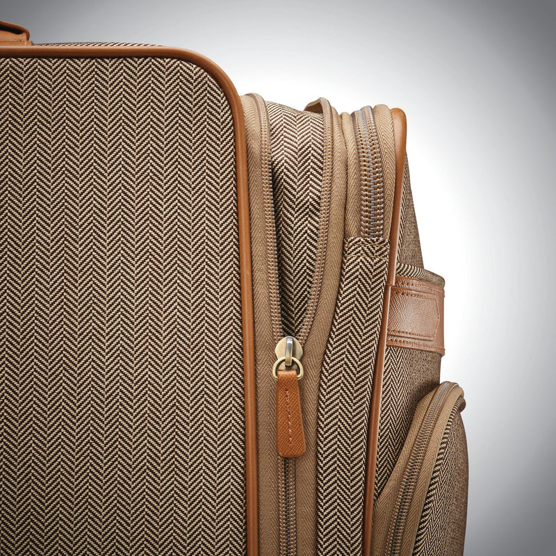 Hartmann Herringbone Deluxe Medium Journey Expandable Spinner