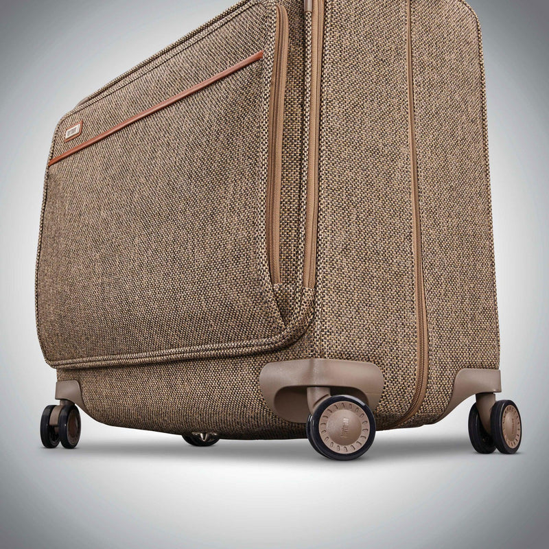 Hartmann Tweed Legend Voyager Spinner Garment Bag