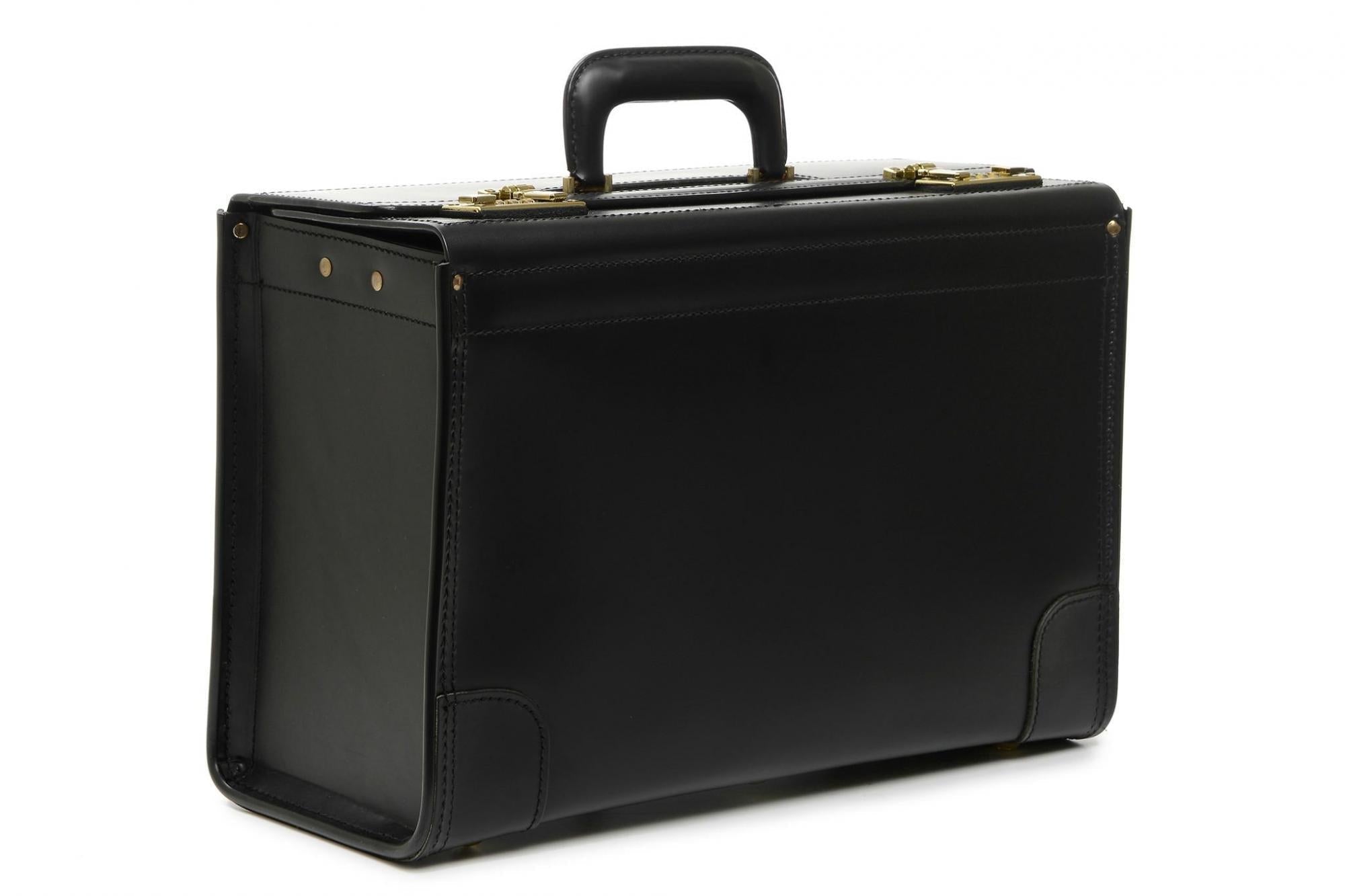 Korchmar Classics 20" Workhorse Catalog Case Luggage Pros