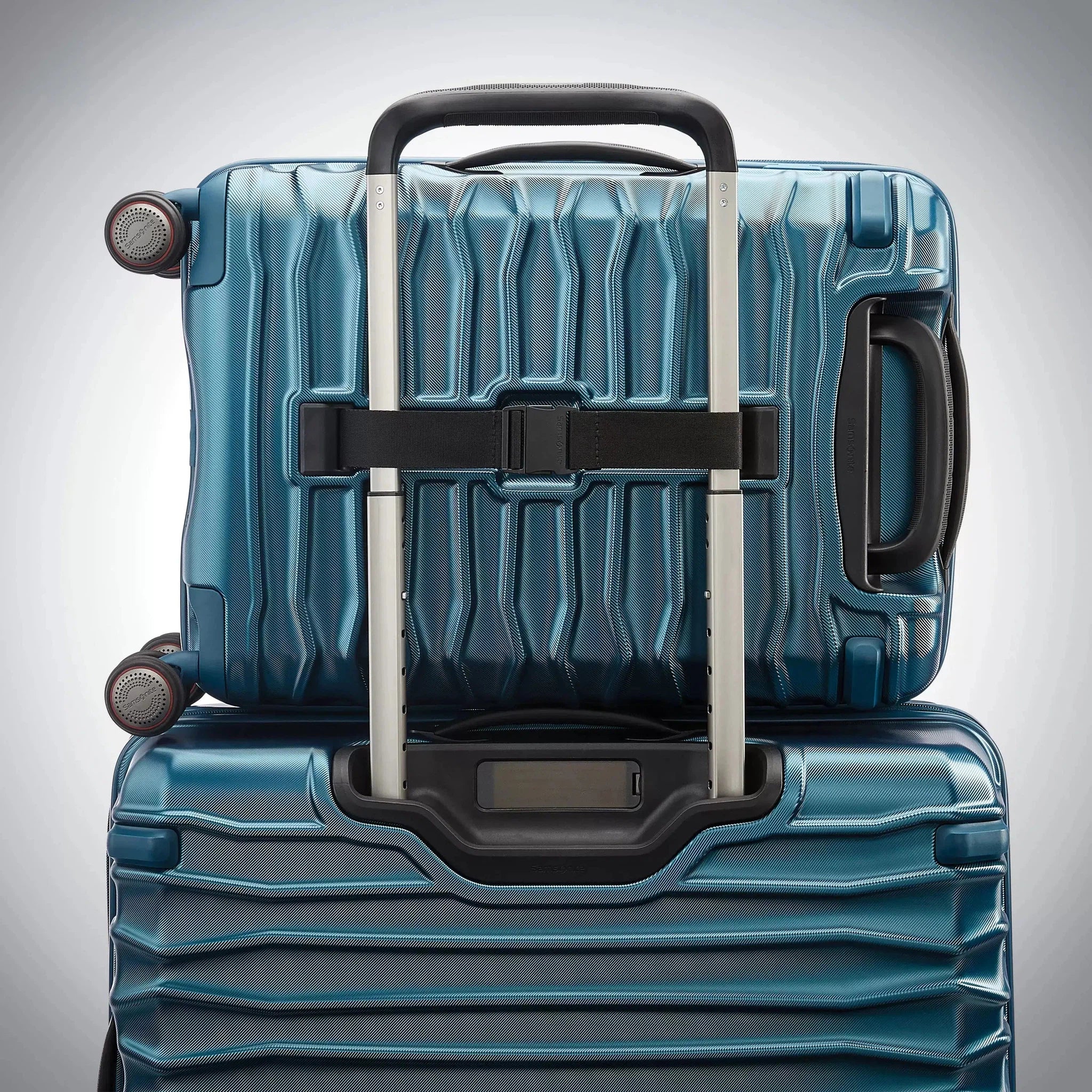 Samsonite Stryde 2 Carry On Spinner Luggage Pros