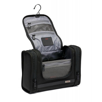 TUMI Alpha 3 Hanging Travel Kit