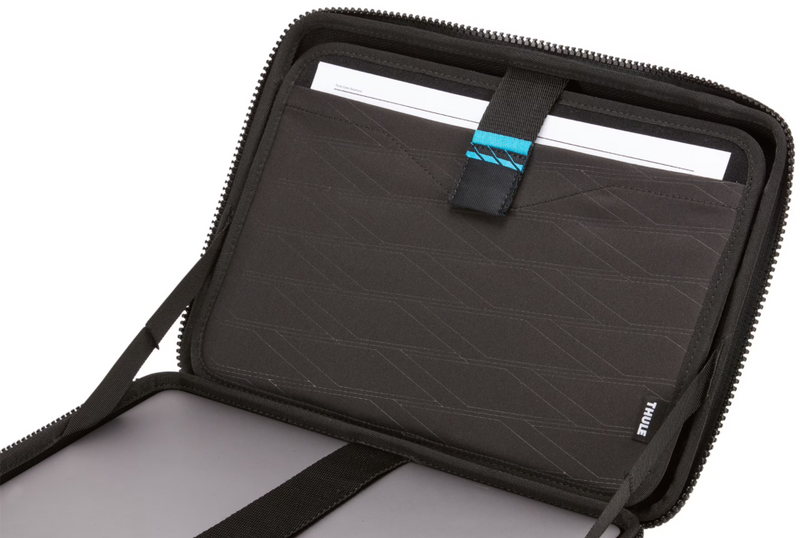 Thule Luggage Gauntlet MacBook Pro Attache 13