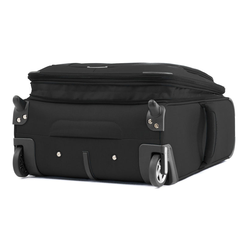 Travelpro Maxlite 5 Lightweight International Expandable Carry-On Rollaboard