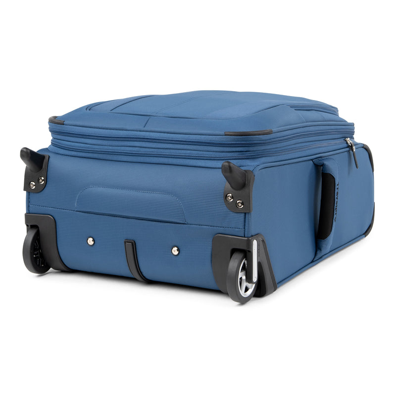 Travelpro Maxlite 5 Lightweight International Expandable Carry-On Rollaboard