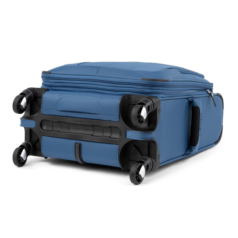 Travelpro Maxlite 5 Lightweight International Expandable Carry-On Spinner