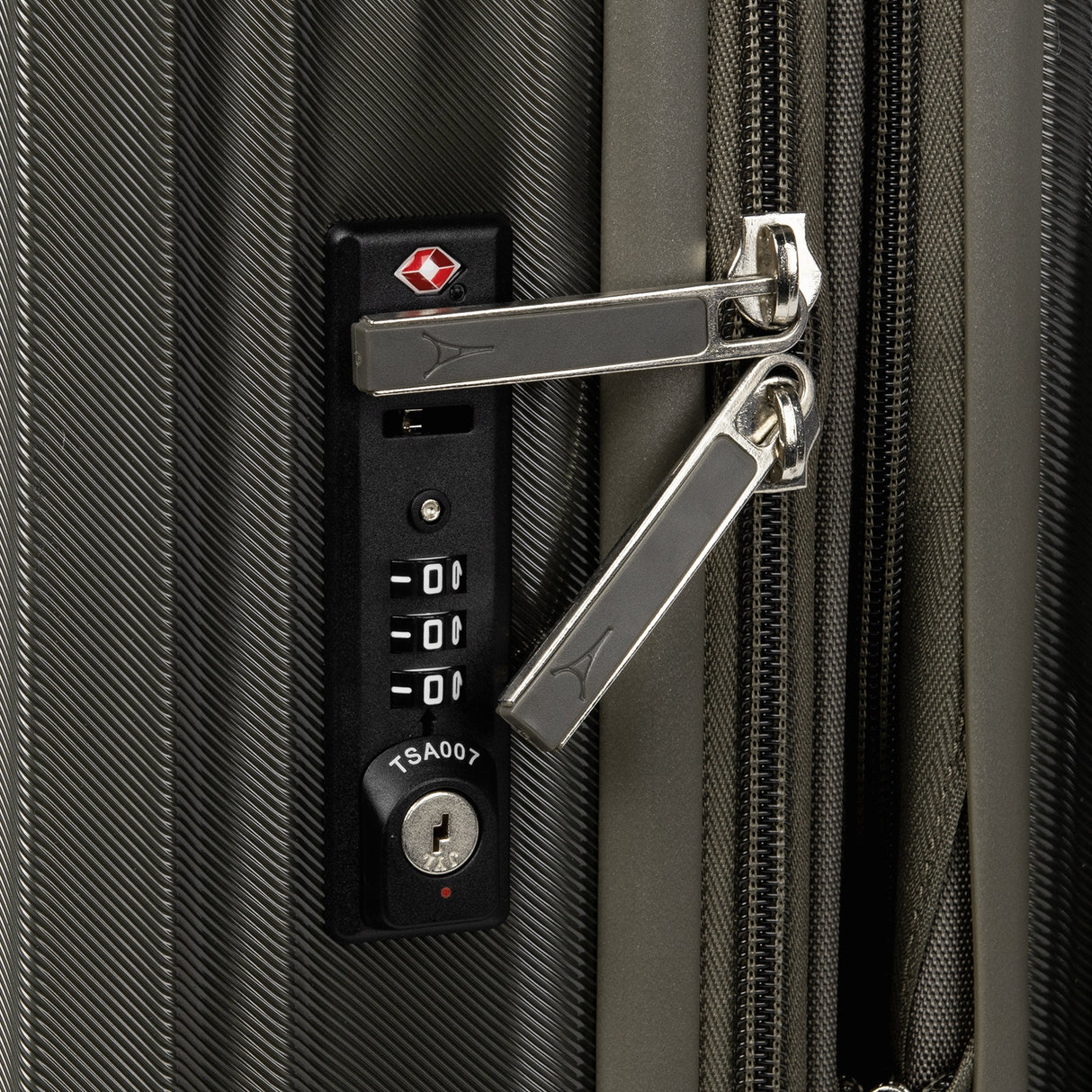 Travelpro Maxlite Air Medium Check-In Expandable Hardside Spinner