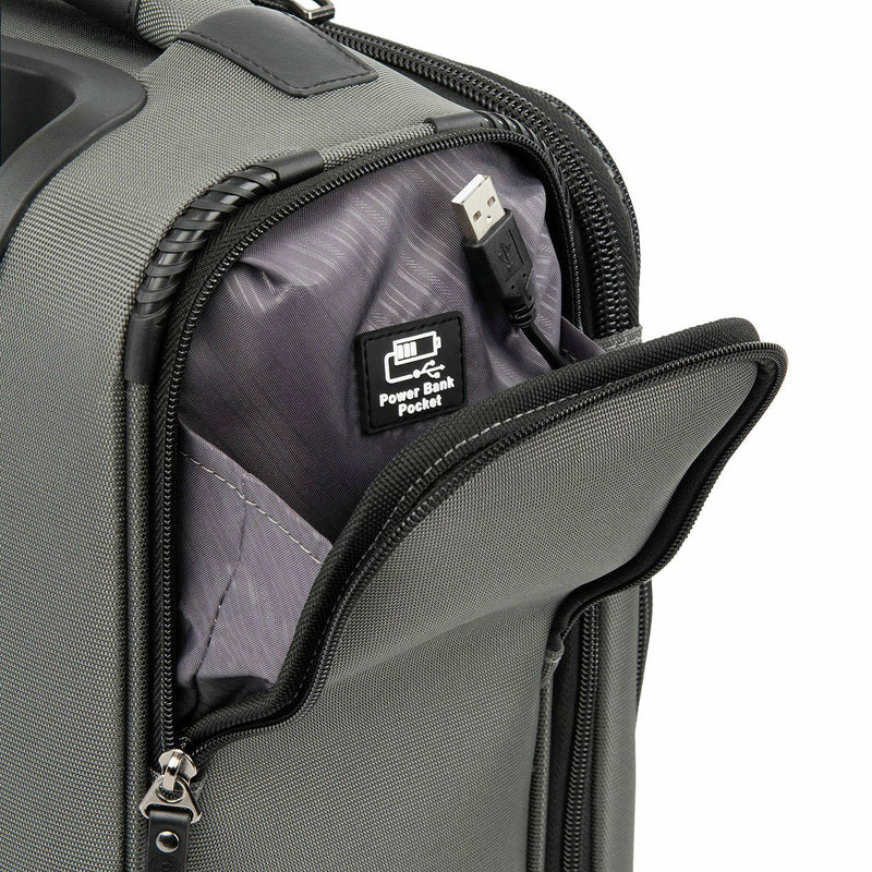 Travelpro Crew VersaPack Global Carry On Expandable Spinner