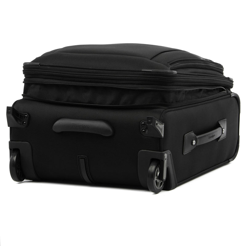 Travelpro Platinum Elite International Expandable Carry-On Rollaboard